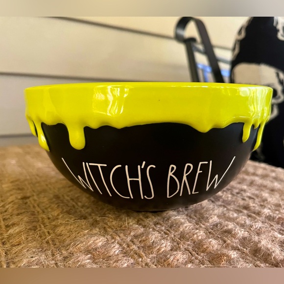 NEW 2 WITCH’S BREW Rae Dunn Black with Green Slime Halloween Bowl - Picture 6 of 8